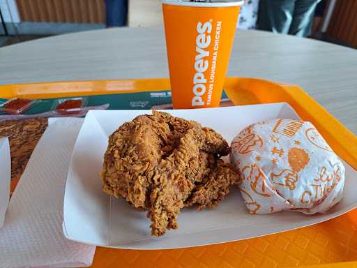 Popeyes Chicken 3