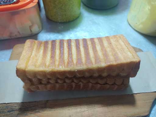 Roti Bakar Bandung Boga Family 2