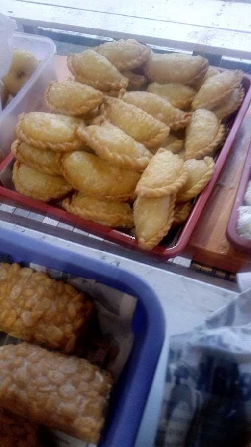 Warung Nasi Uduk Nia Ubay 5