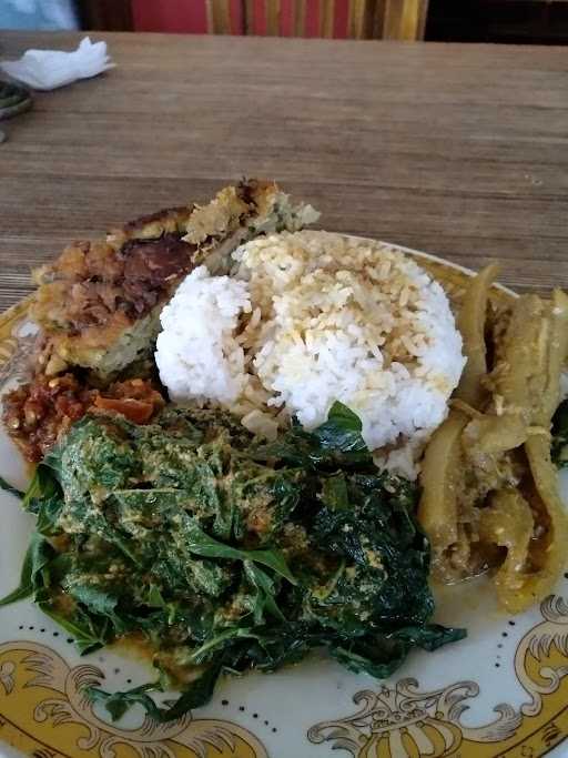 Masakan Padang Putra Minang 1