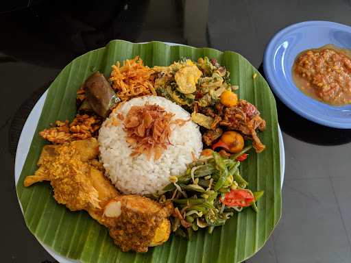 Rumah Makan Niang Mako 1