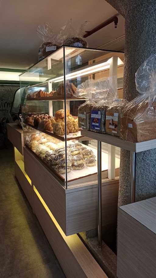 Animo Bakery - WTC Sudirman 2