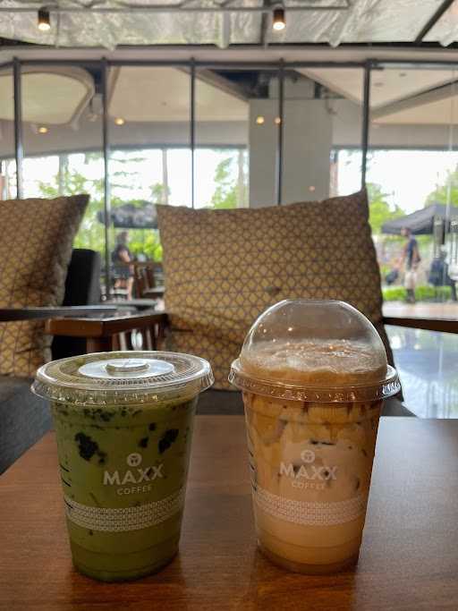 Maxx Coffee 1