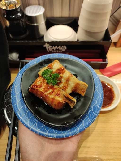 Tom Sushi 10