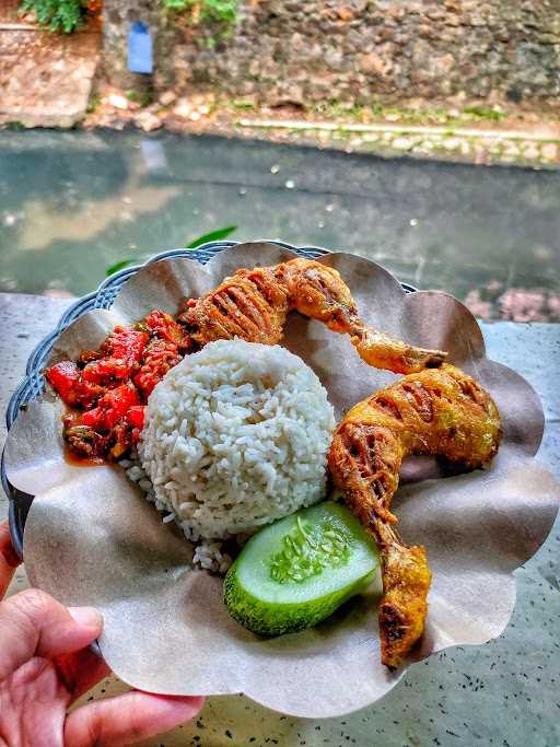 Ayam Penyet Saraswati 5