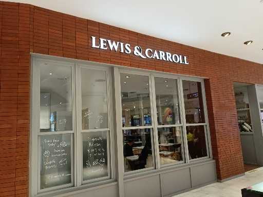 Lewis & Carroll - Grand Indonesia 1