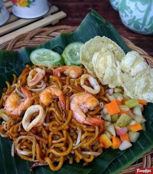 Mie Aceh Seafood Bang Joel Petamburan 10