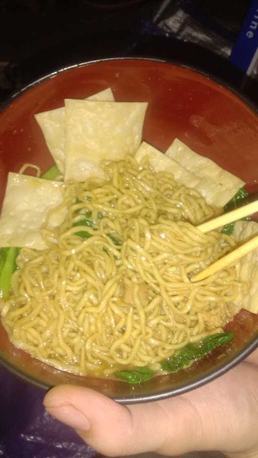 Mie Ooky 27 10