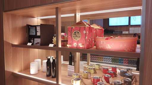 The RR Chocolate - Plaza Indonesia 8