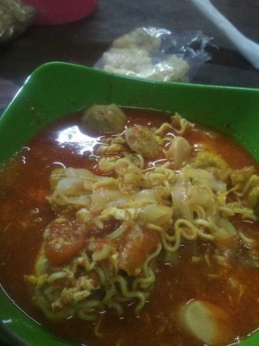 Warung Seblak Kolong 4