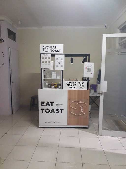 Eat Toast Cimanggu Bogor 7