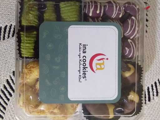 Ina Cookies Bogor 8