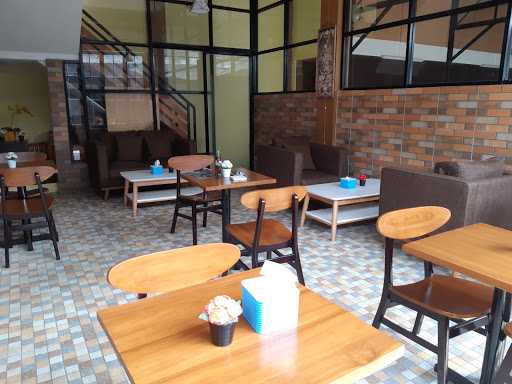 The Classic Cafe Bogor 9