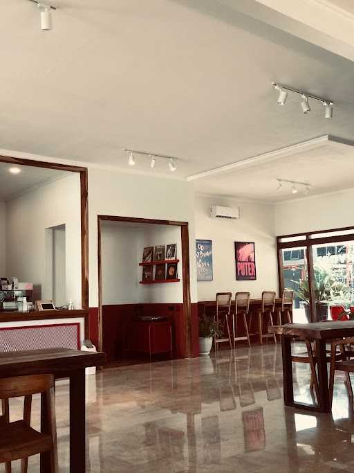 Ud. Djaya Coffee House - Puter 9