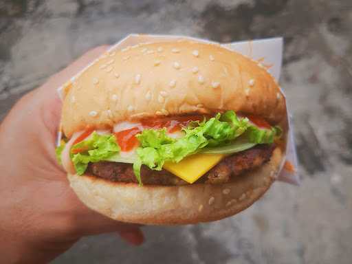 Burger Raya 9