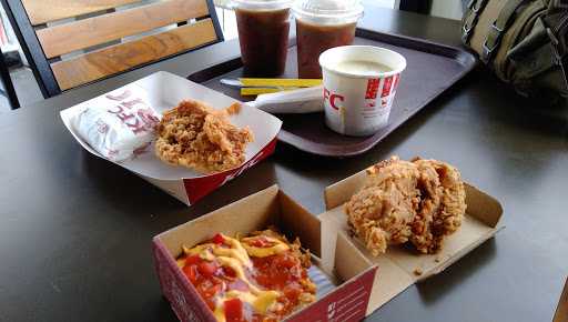 KFC - Taman Kuliner Yasmin Bogor 3