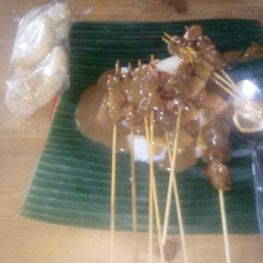 Sate Padang Goyang Lidah 2