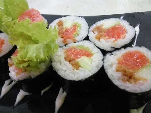 Tanoshi Sushi Tanah Sereal/Tenda Kuliner 9