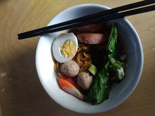 Warung Mie Ramen Embong 3