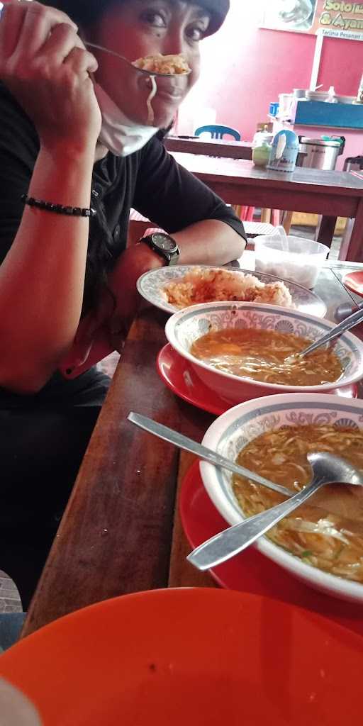 Warung Nasi Revi Jaya 9