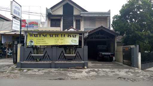 Warung Soto Ibu Isak 9