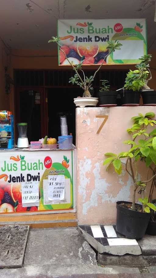 Jus Buah Jeng Dwi 1