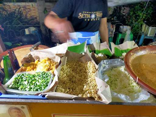 Lontong Tahu Bojonegoro Mas Muji 1