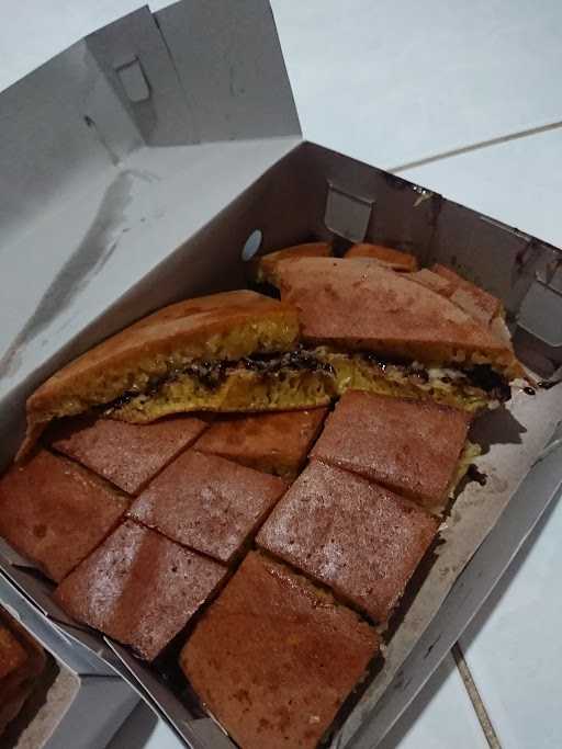 Martabak Terang Bulan Mak Nyuss 9