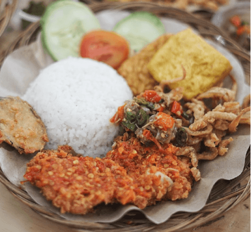 Mie Ayam Ceker Syantik Karangpoh 4