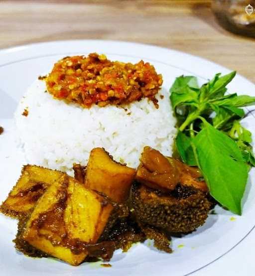 Nasi Babat & Penyetan Nonik Madura 4