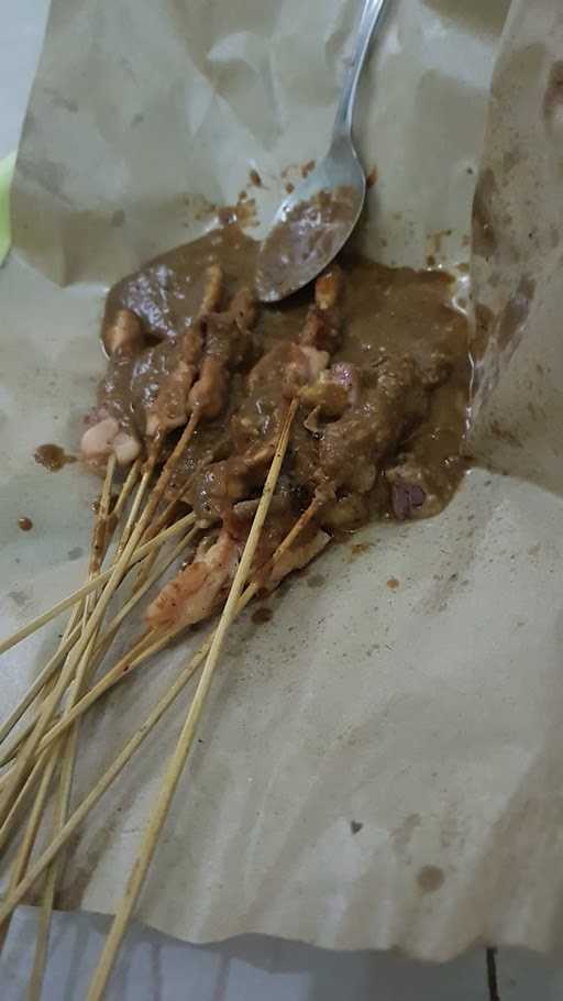 Sate Ayam Pak Ali 8