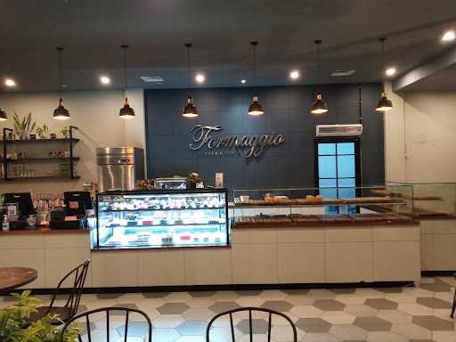 Formaggio Coffee And Resto 2