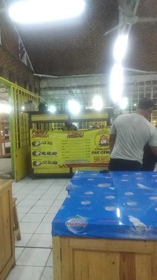 Ayam Gepuk Pak Gembus - Sukasari 5