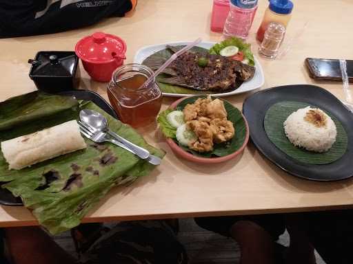 Nasi Uduk Kebon Kacang Bandara 9