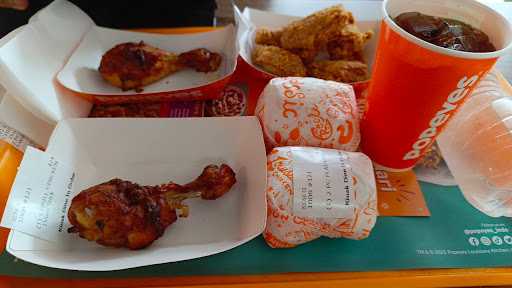 Popeyes Tangcity Mall 1