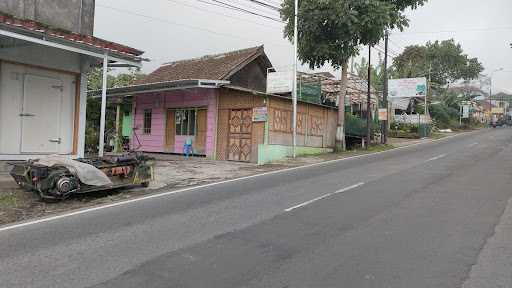 Rumah Makan Padang Bagindo 3