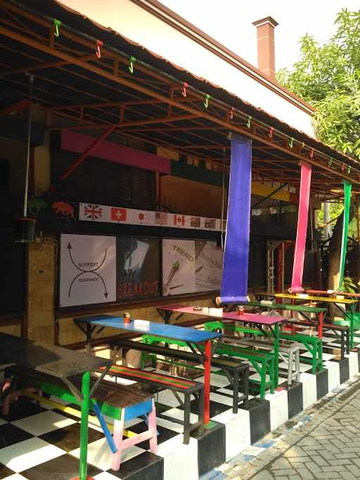 Warung Kopi Jatmiko 9