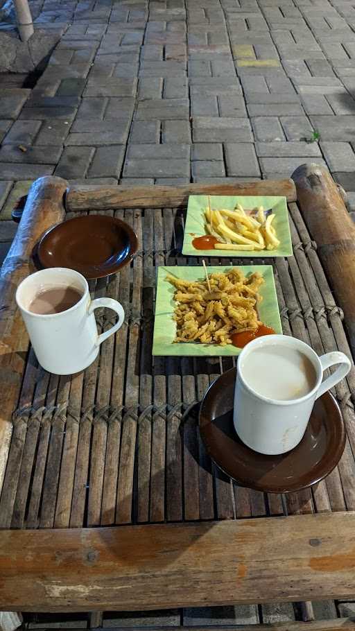 Warung Kopi Angkringan 1