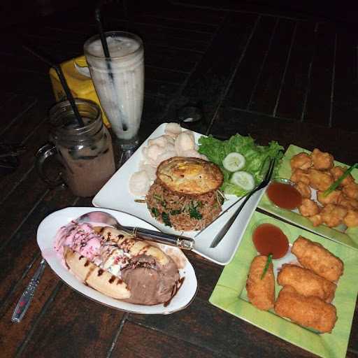 Warung Kopi Angkringan 9