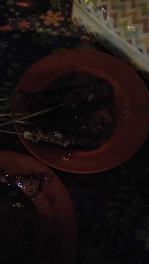 Sate Ayam Pinggir Embong 1