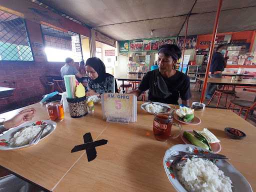 Rumah Makan Ohio 5