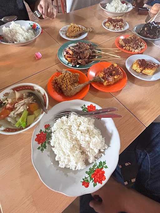 Rumah Makan Ohio 9