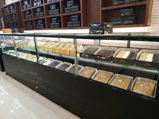 Aroma Bakery Tamora 2