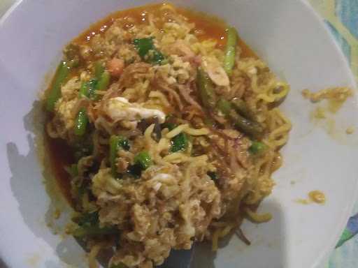 Warung Nasgor ,Mie Sop Dll 3