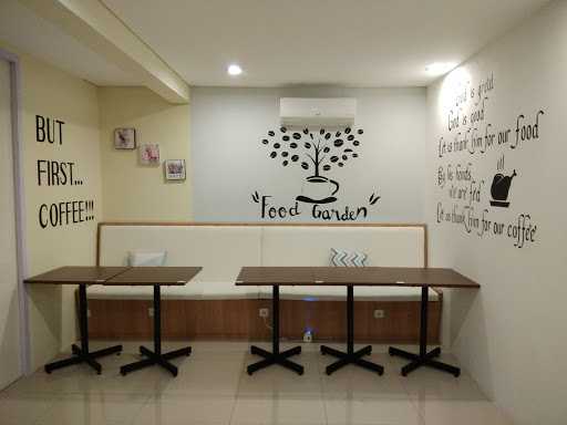 Food Garden Cafe - Sunter 1