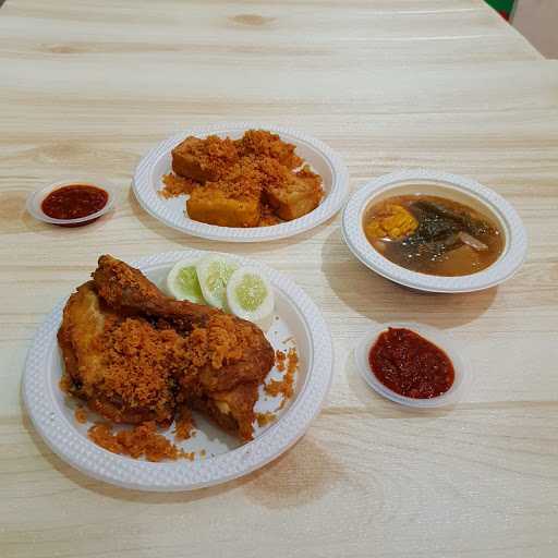 Ayam Goreng Borobudur 1