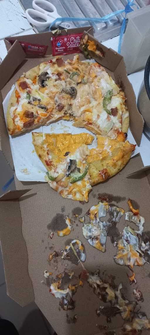 Domino'S Pizza 6