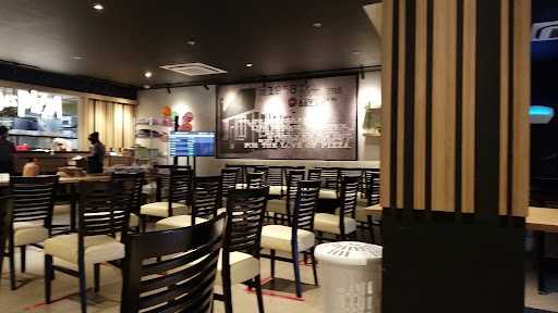 Enggano Pizza Hut 5