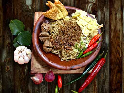 Mie Bakar Trio 2