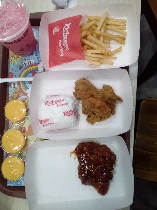Richeese Factory 10